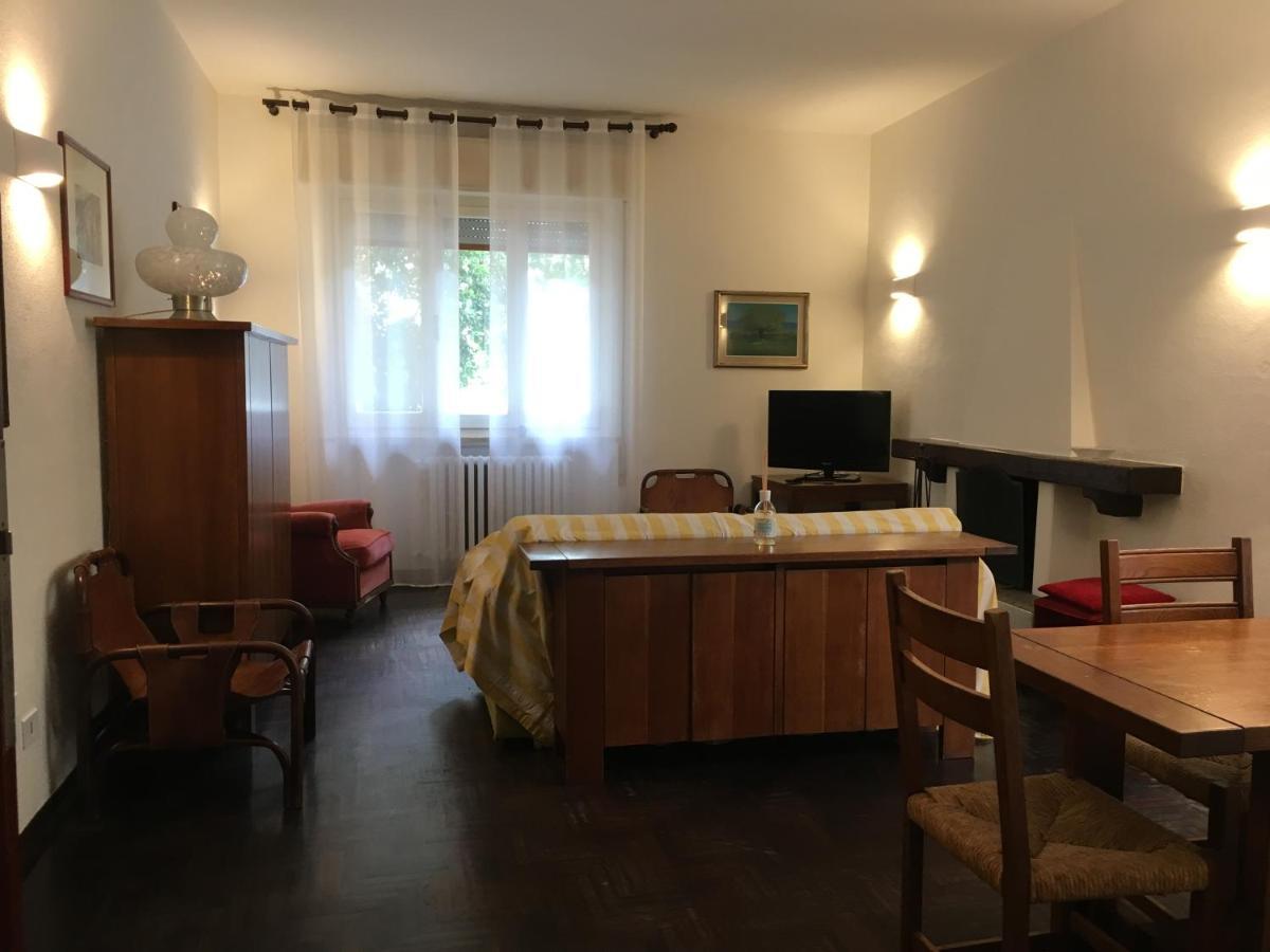 카스틸리오네 델라 페스카이아 Casa Marina 아파트 외부 사진